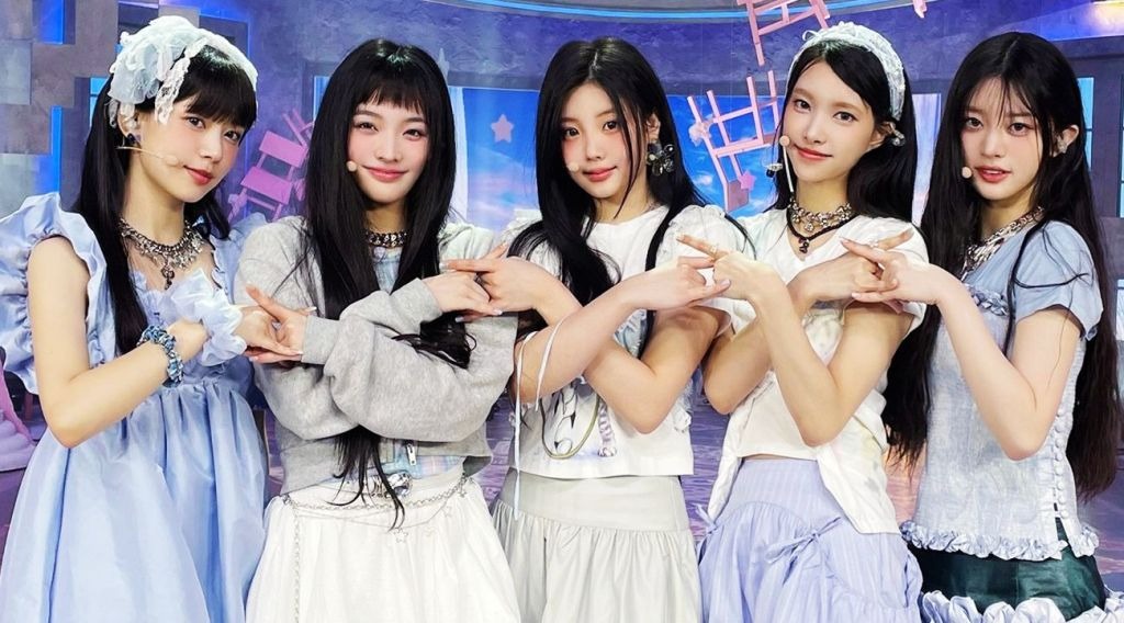 K-Pop Group - ILLIT - Image