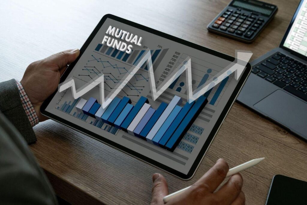 Why Mutual Funds Remain a Popular Choice in 2025