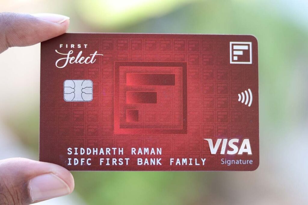 Lifetime Free Credit Cards and Low Fee Cards With Free Airport Lounge Access in India
