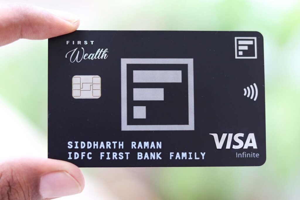 Lifetime Free Credit Cards and Low Fee Cards With Free Airport Lounge Access in India