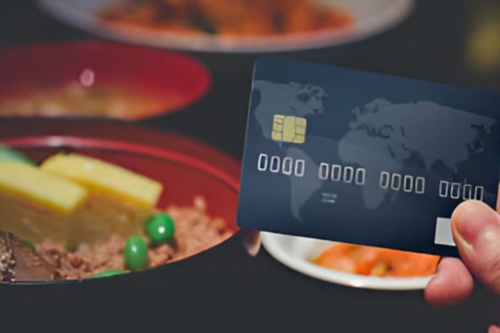 4 Credit Cards That Will Slash Your Zomato & Swiggy Bills; Do You Own Any?