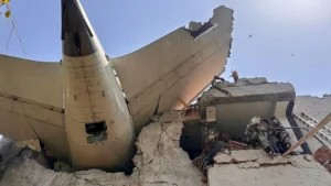 AFP__20250612__622Y3WF__v2__HighRes__TopshotIndiaAviationCrash-1749727483