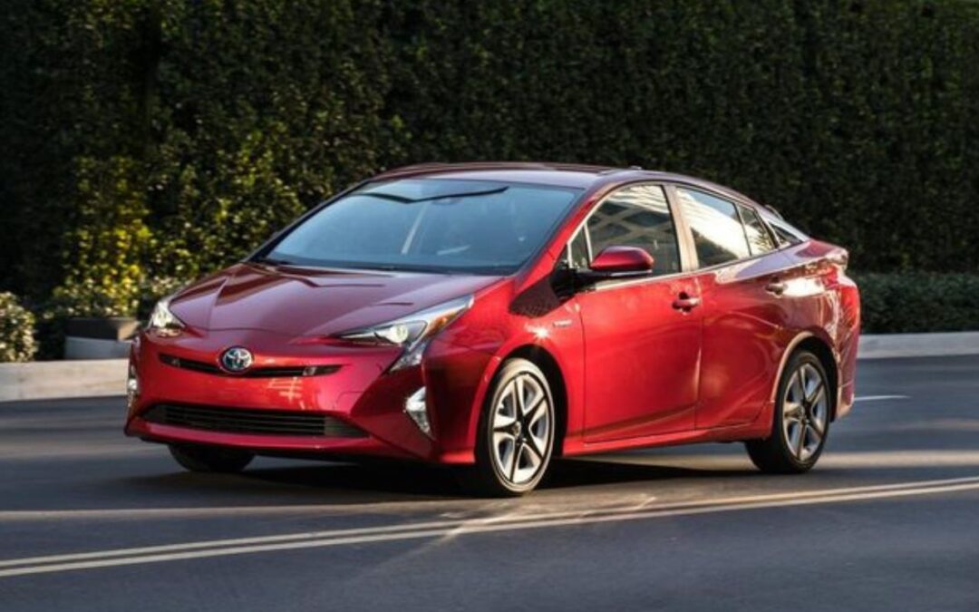 Petrol, Diesel, Hybrid or EV Cars in India (2025): Which One Suits You Best?