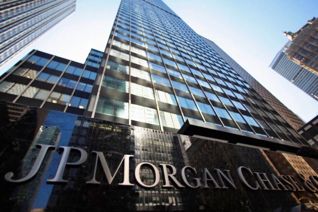 JPMorgan and S&P Global to Launch Tokenized Carbon Credits - The Future of Green Finance?