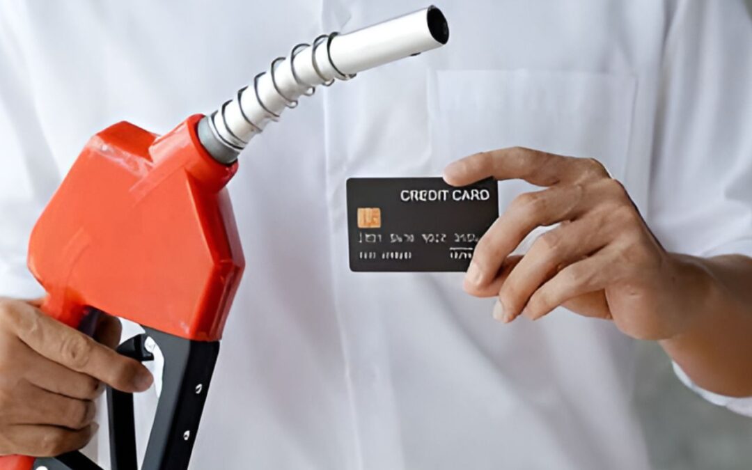 Top Fuel Credit Cards for Petrol & Diesel Savings in 2025 – Do You Have One Yet?