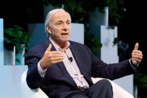 Billionaire Ray Dalio Recommends 15% Allocation in Bitcoin as U.S. Faces Debt Crisis