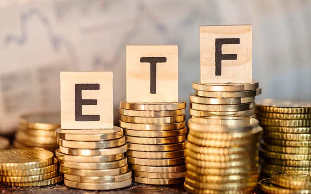 Top Reasons Why ETFs Perform Better Than Index Mutual Funds — Here’s What You Need to Know