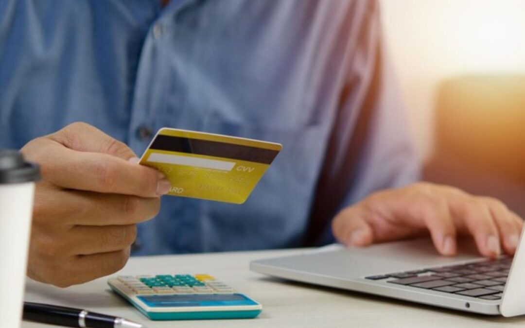 This Pune-based Data Analyst Saved ₹2 Lakh in HDFC Credit Card Rewards – Here’s How He Did It