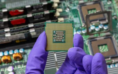 Chemical Stock Bets Big on CRDMO and Semiconductor Chemicals for Future Growth; Should You Buy?