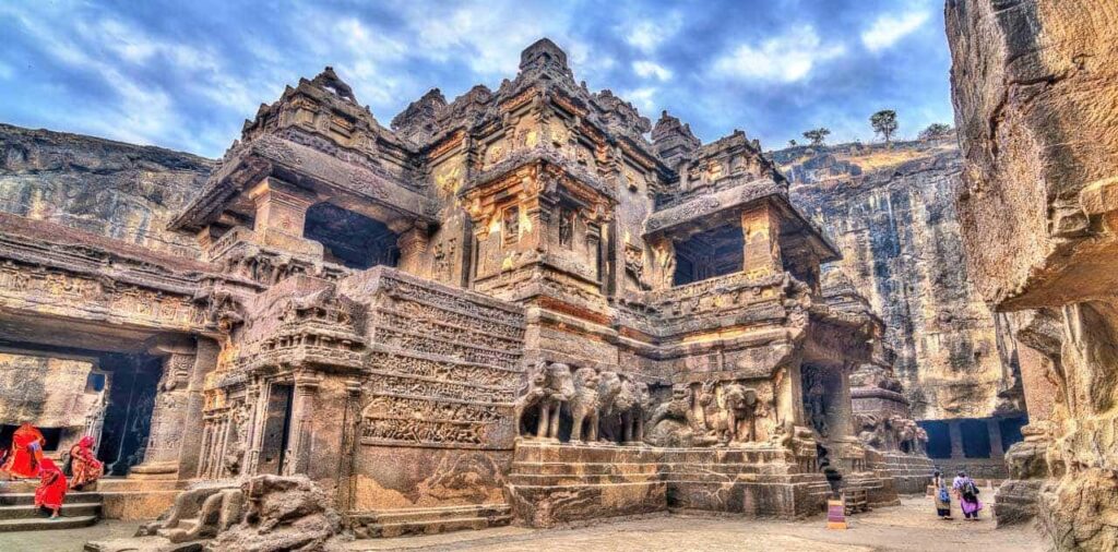  Ajanta and Ellora caves, Maharashtra - Image