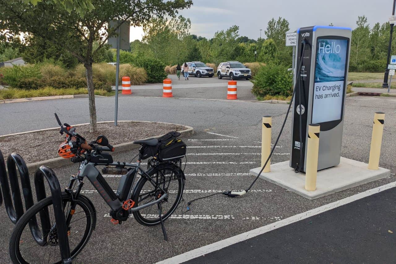 Microcap stock in focus after securing contract from HLL Infra Tech to set up EV charging stations