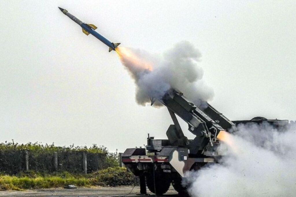 4 Top-Performing Defence Mutual Funds That Delivered Upto 23% in Just 6 Months