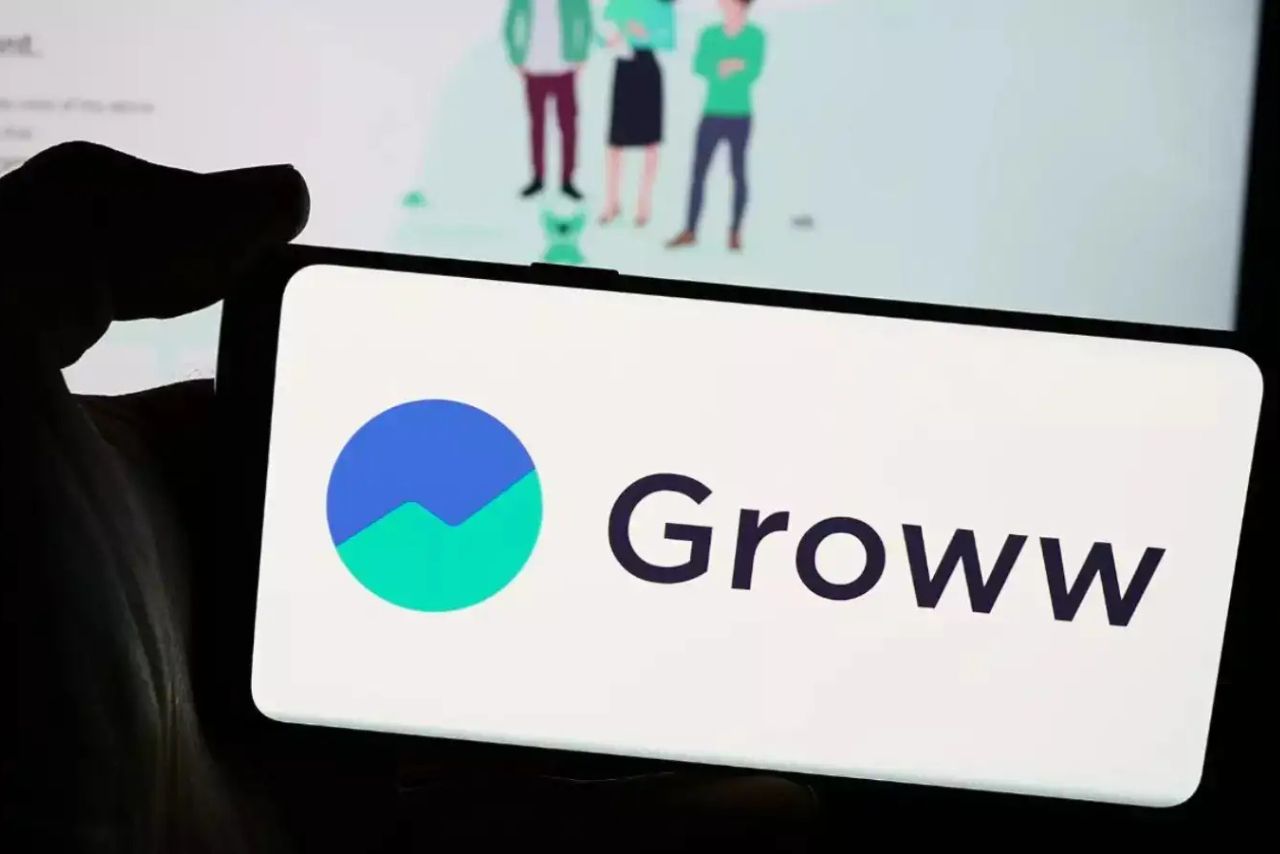 Growww Trading at a PE Above 55: Is the Valuation Really Justified?