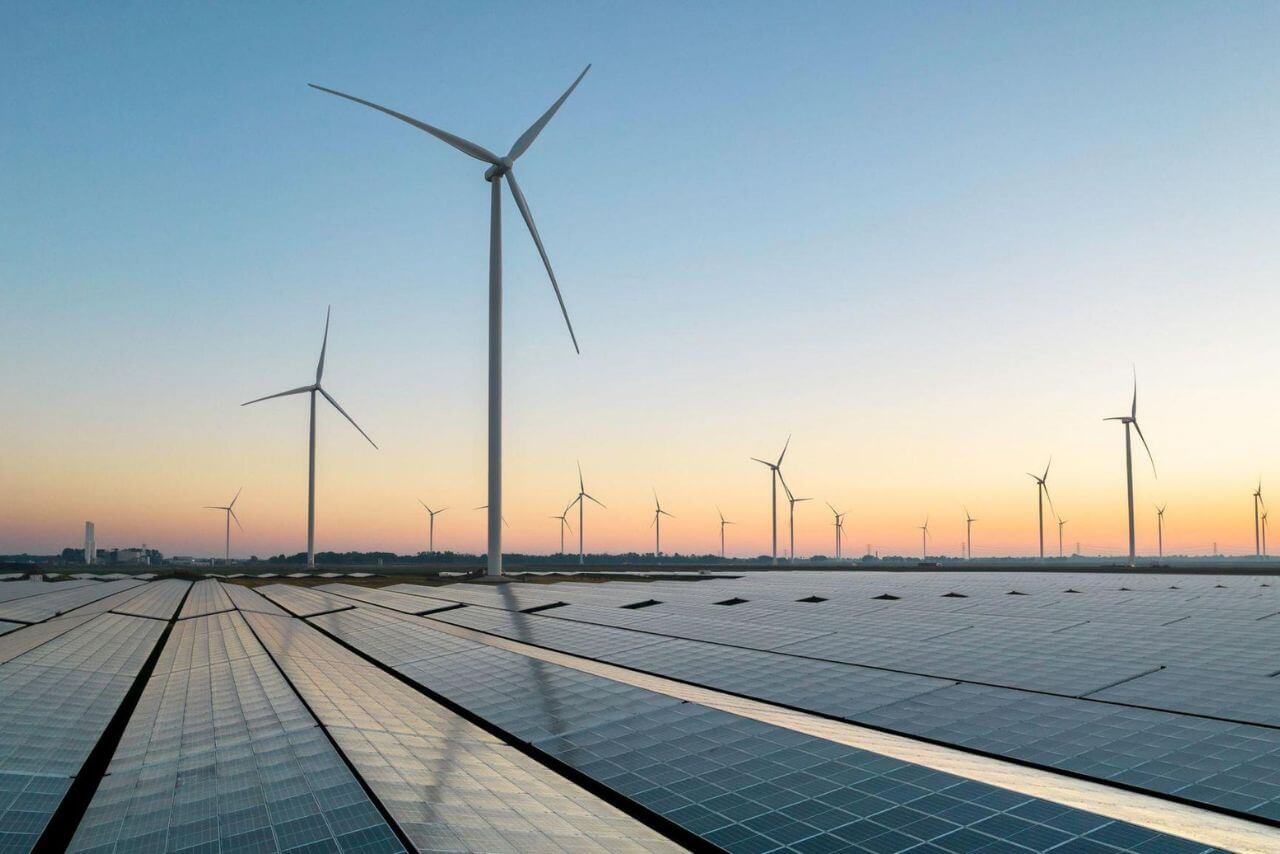 Green Energy Stock Jumps 6% After Company to Acquire Wind World’s O&M and IPP Businesses