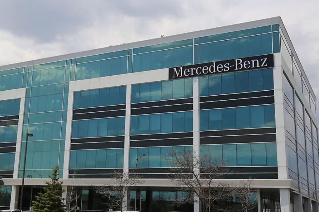 IT stock jumps receiving ₹14 Cr purchase order from Mercedes-Benz Financial Services