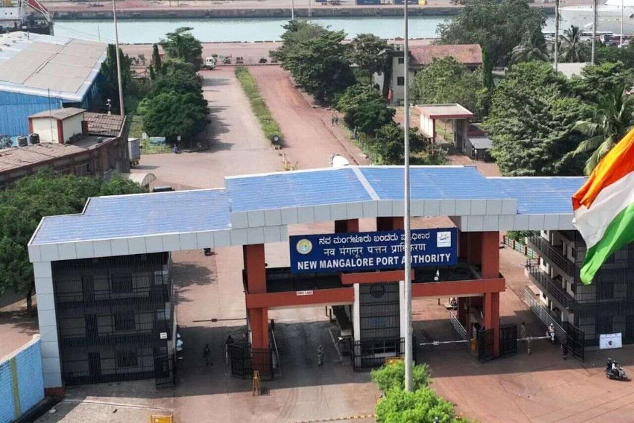 Ashish Kacholia stock in focus after bagging ₹10.66 Cr order from New Mangalore Port Authority