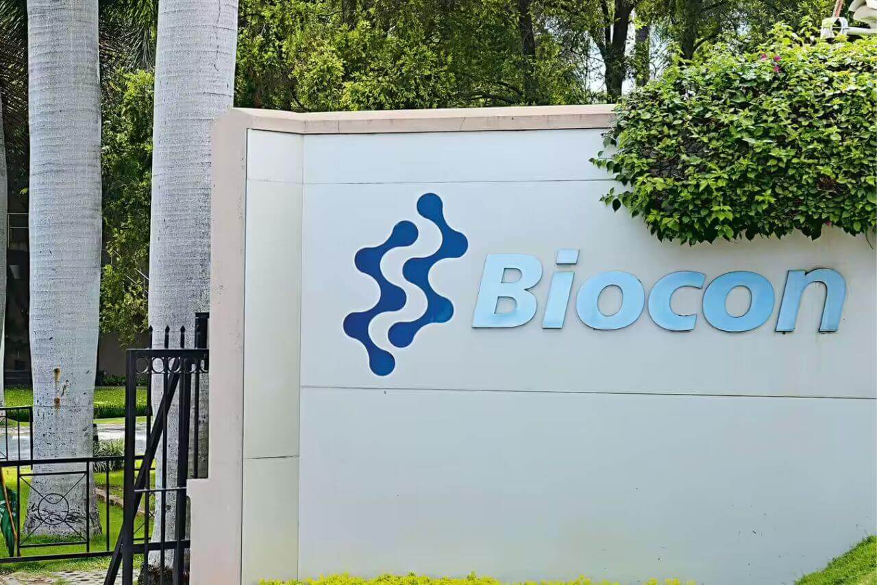 Pharma Stock Jumps After Receiving Approval for 2 Cancer-Related Bone Medicines