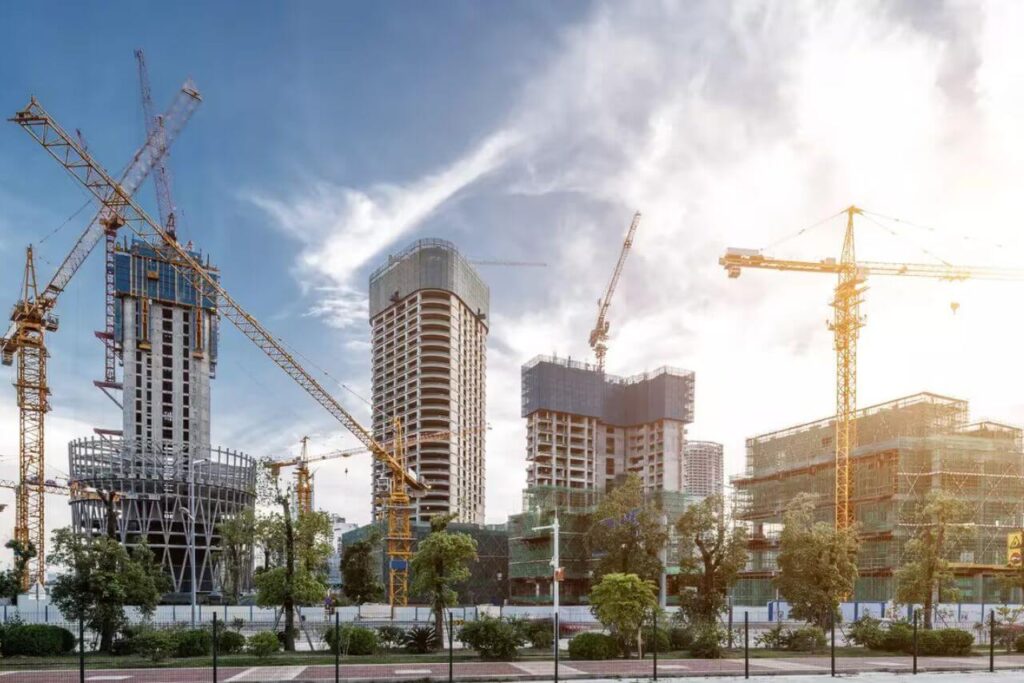 ₹1.28 Lakh Cr Order Book: PSU stock bags redevelopment project at Mumbai Port; Shares surge 4%