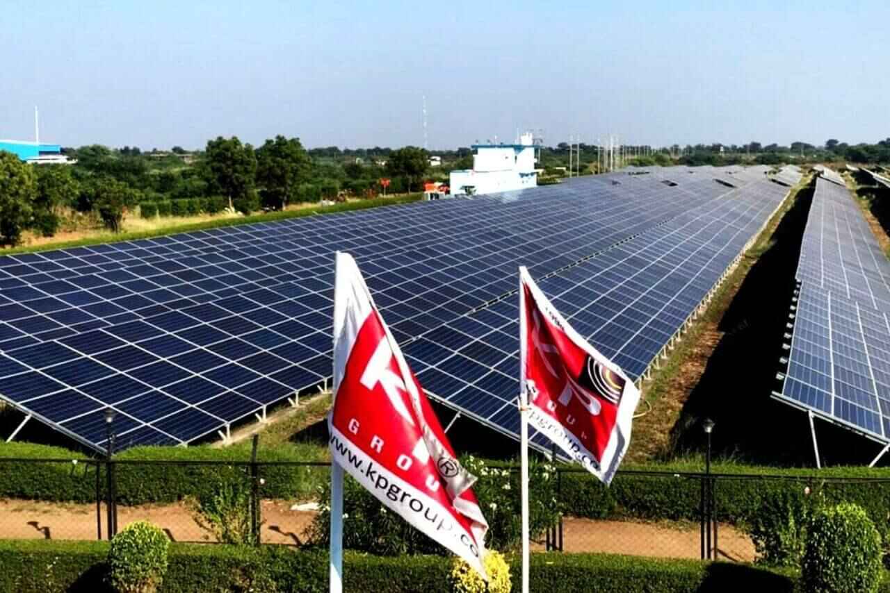 KPI Green Energy, Suzlon Energy and 3 other green energy stocks trading at a discount of up to 56%