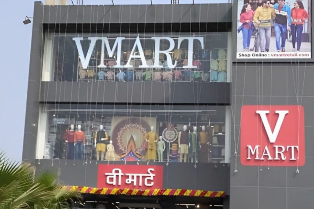 Can V-Mart Retail share cross ₹1,000 mark?