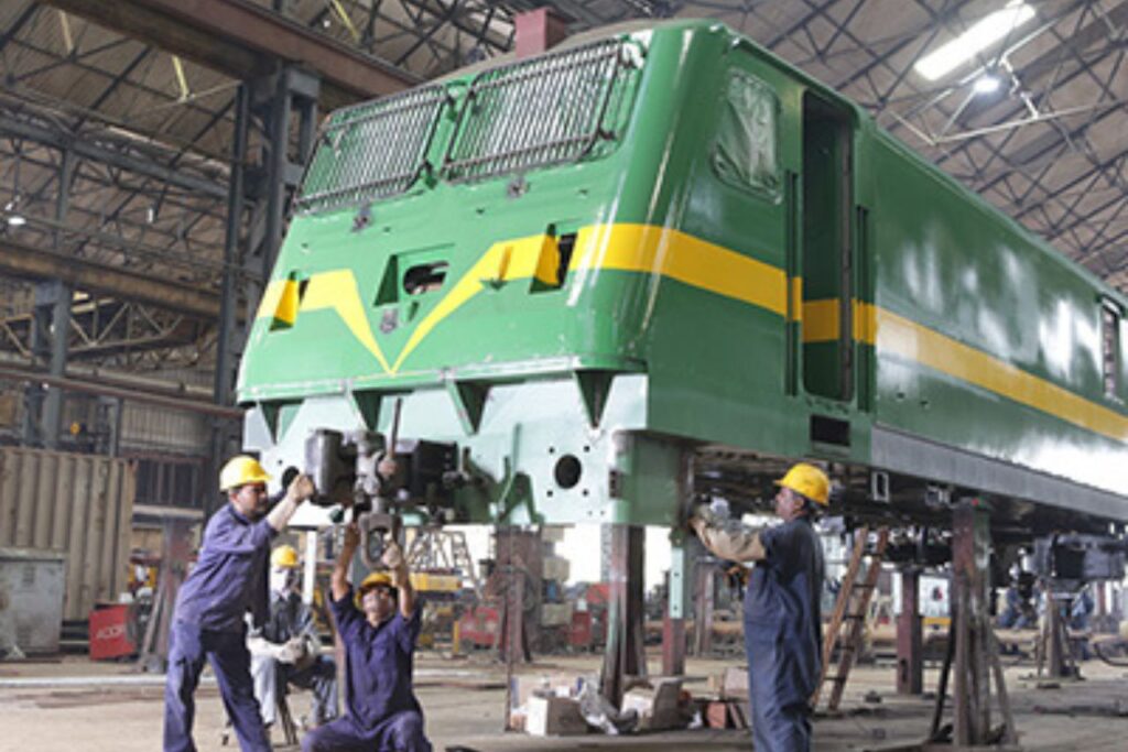 Railway stock jumps 5% bagging ₹800 Cr order from Banaras Locomotive Works