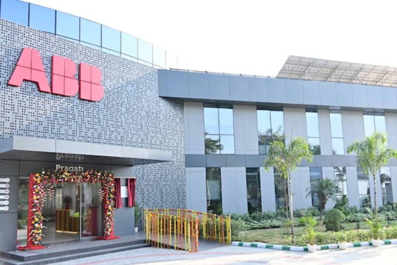 ABB India: Is the stock trading at an Attractive Risk-Reward Ratio?