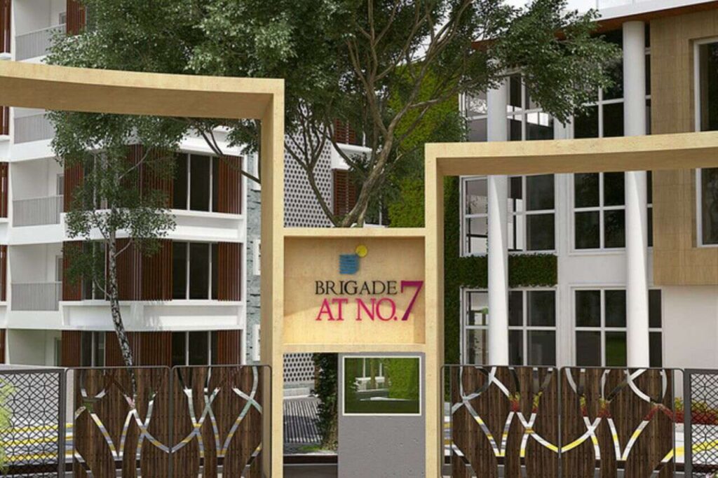 Technical Breakout: Brigade Enterprises Forms Bullish Double-Bottom Pattern