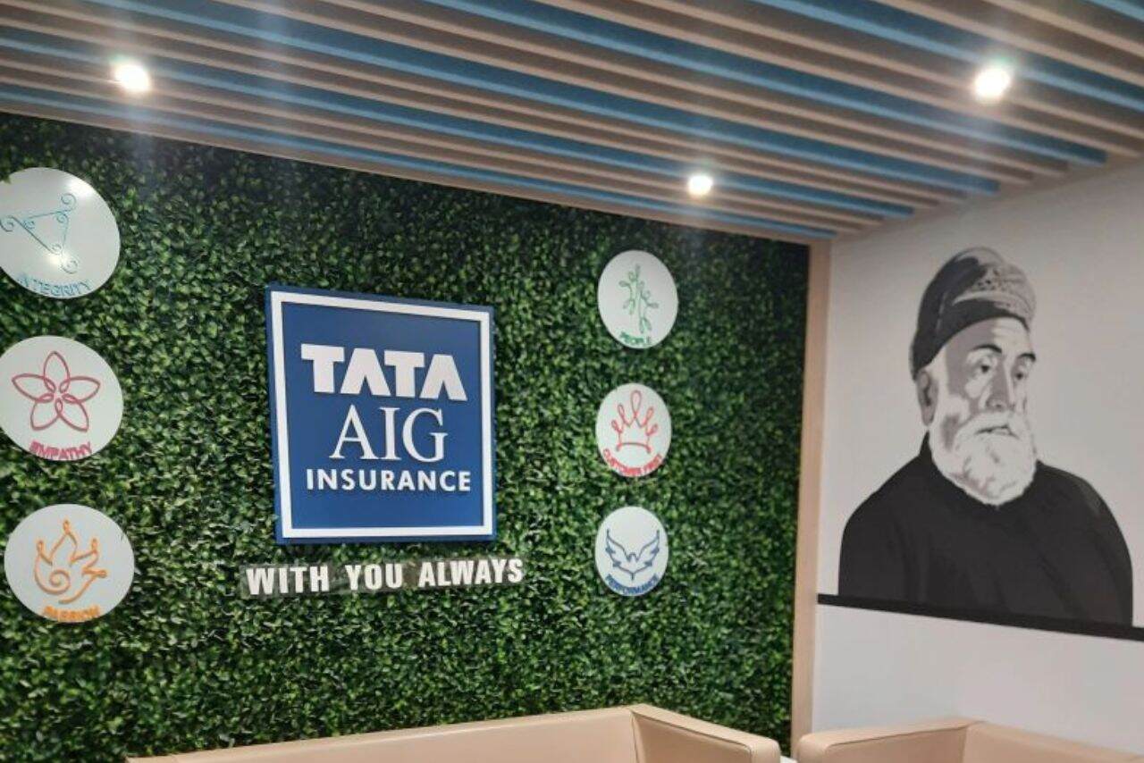 PSU vs Private: Who Is Dominating the General Insurance Sector?