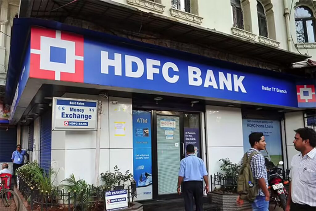 5 Bank Stocks Where Mutual Funds Invested ₹38,000 Cr in Q4 FY26