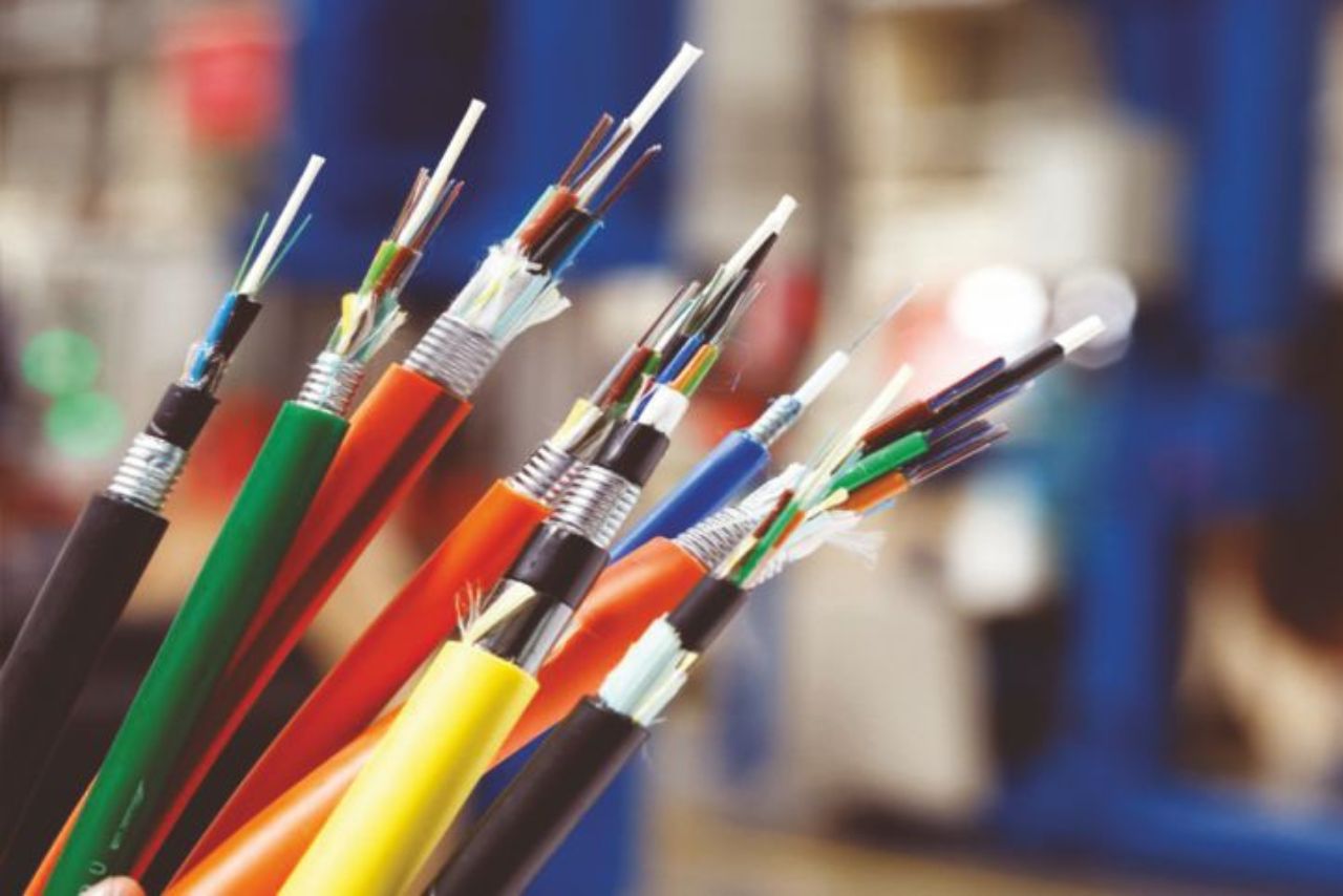 2 Optical Fibre Stocks That Surged Up To 220% In Just 57 Days