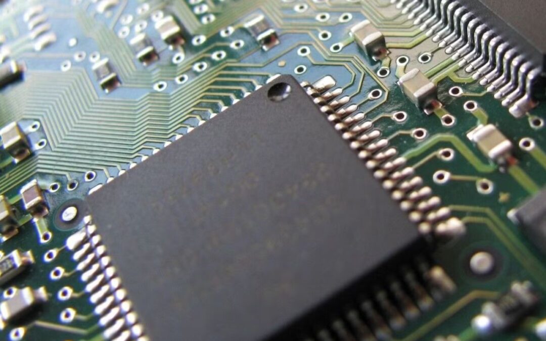 5 Stocks That Could Benefit from India’s ₹1.25 Lakh Cr Semiconductor Mission
