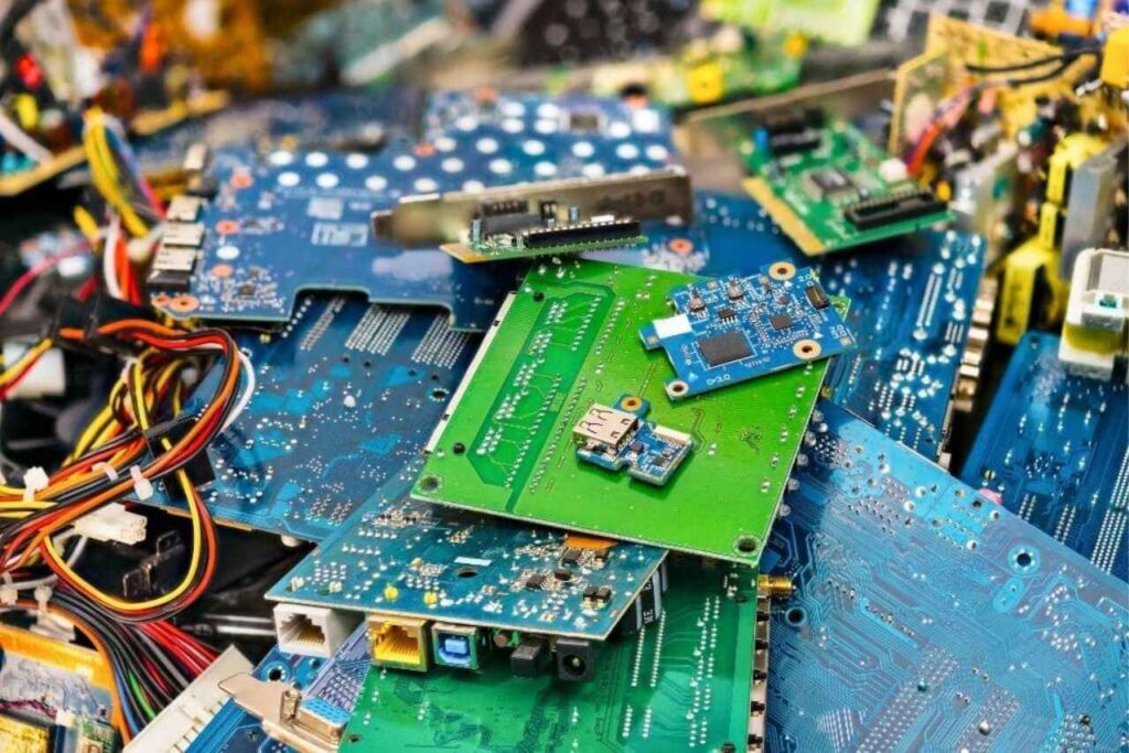 Namo eWaste vs Eco Recycling: Which E-Waste Stock Is Better for Long-Term Growth?